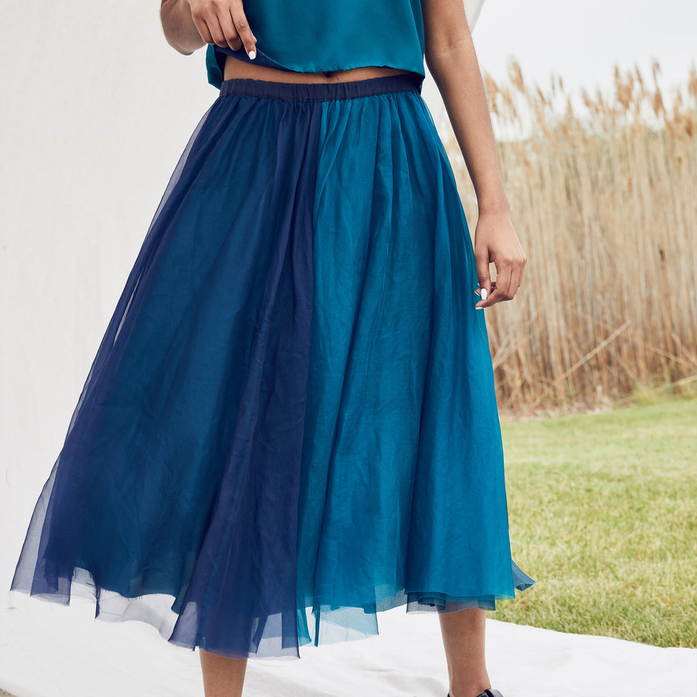 
                  
                    BLUEBELLE MOOD HAND PLISSED SILK SKIRT
                  
                