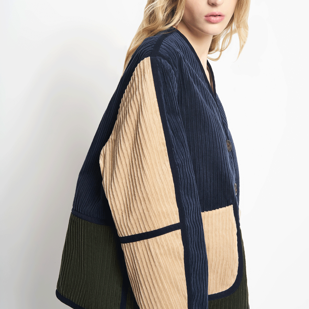 
                  
                    3.141 PATCHED JACKET
                  
                