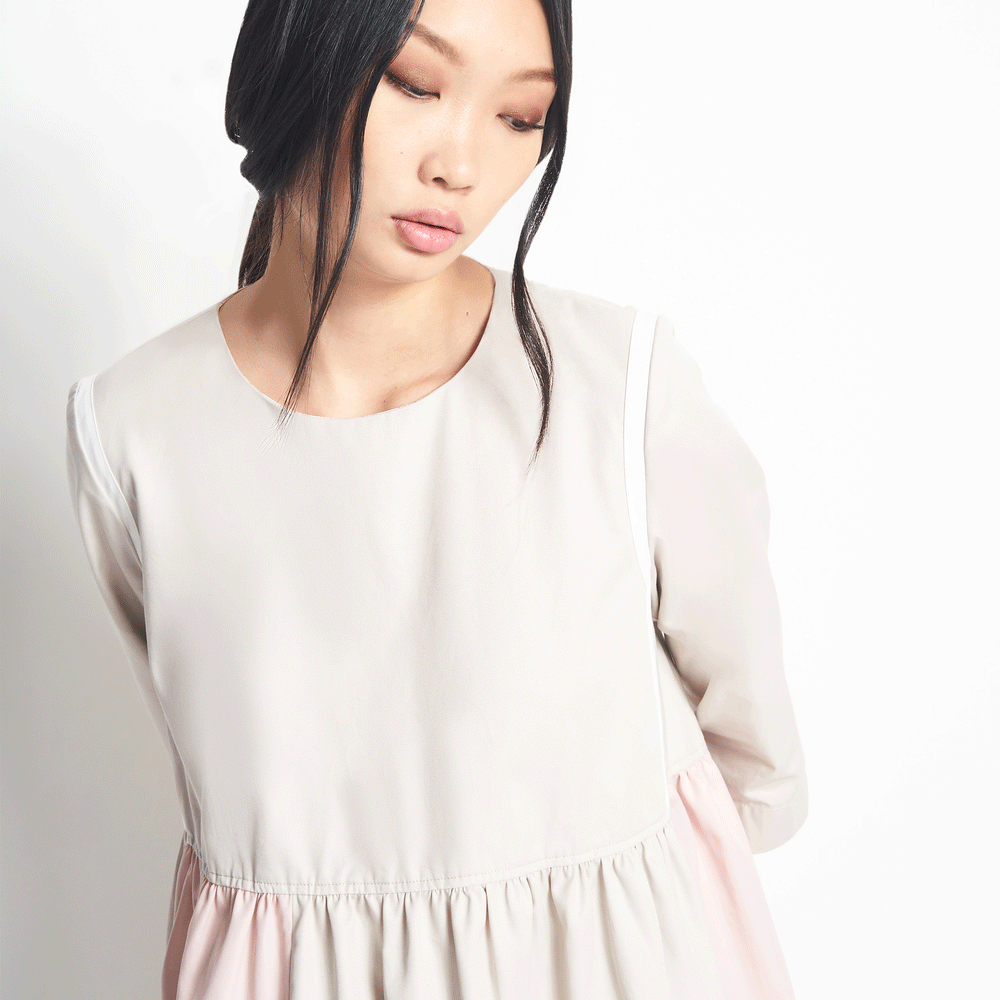 
                  
                    3.141592653 GEOMETRIC DRESS II
                  
                